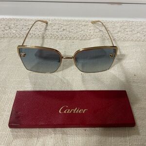 Cartier CT0199S
Oversized Square Sunglasses 
GOLD-GOLD-BLUE 
Not polarized